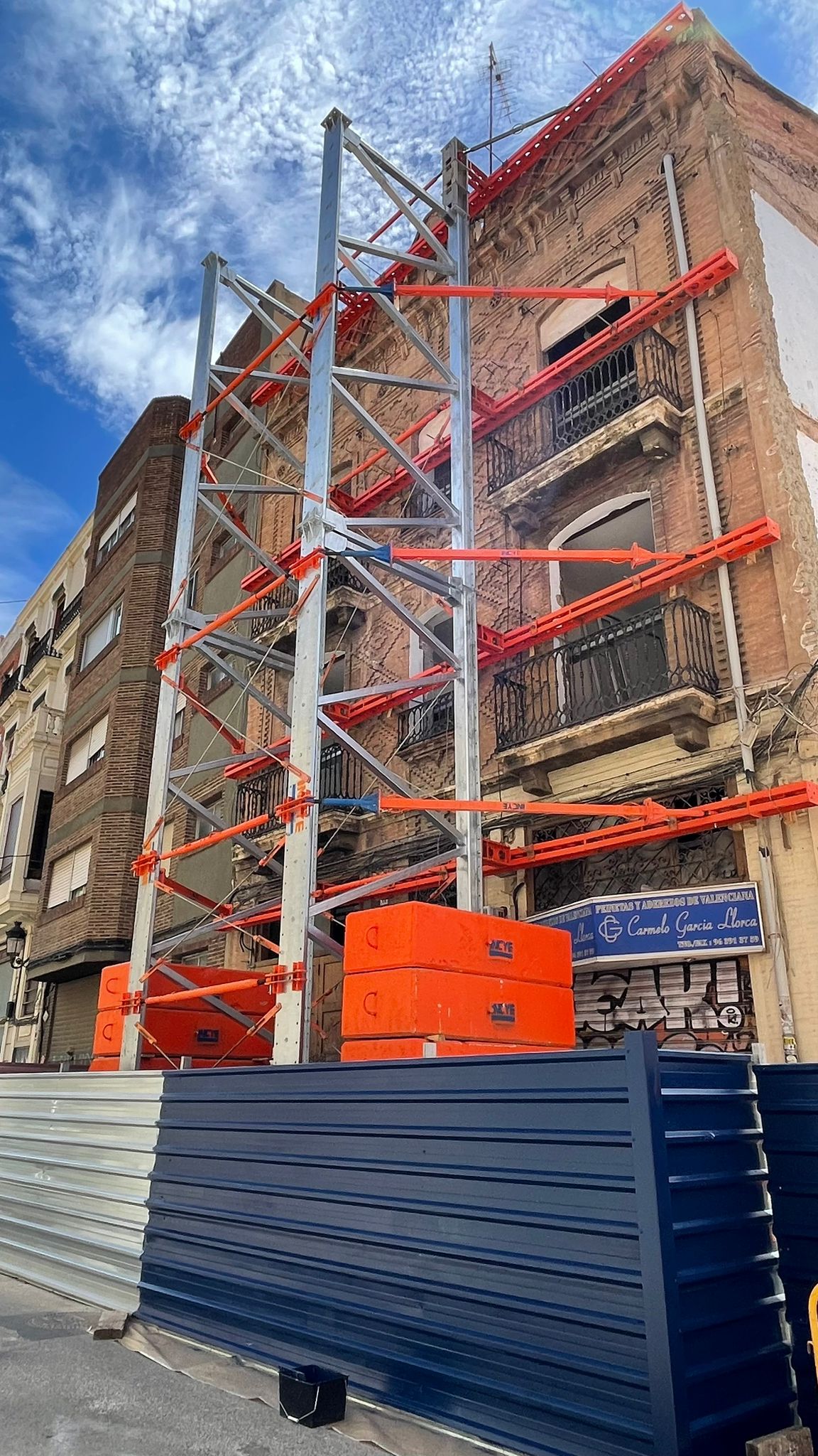 Estabilizadores de fachada exteriores